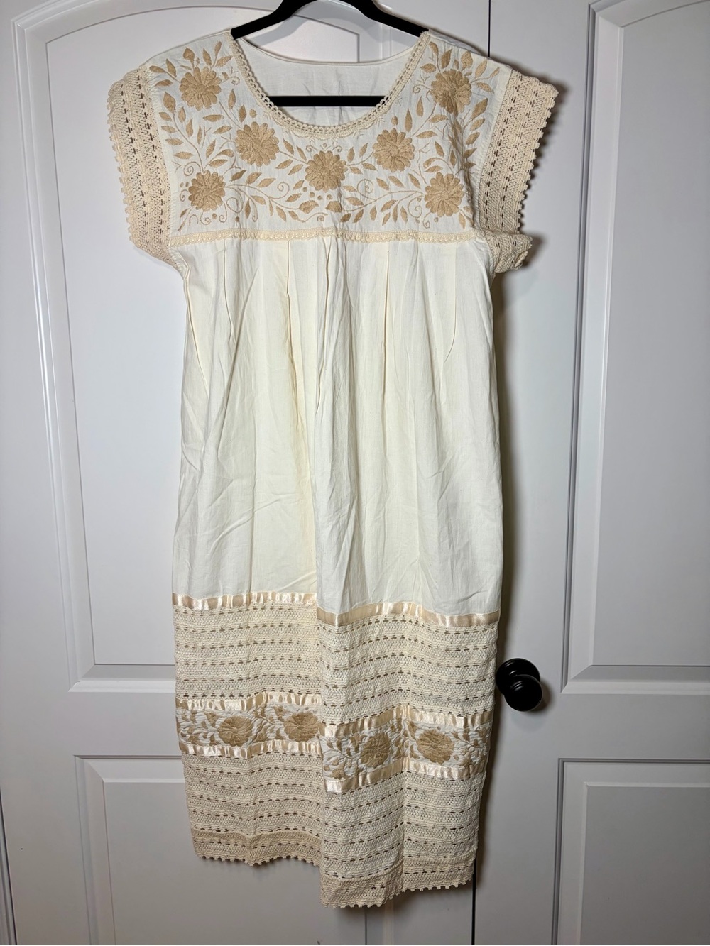 Paloma Handmade Embroidered Mexican Dress Gorgeous with Crochet Lace Details
